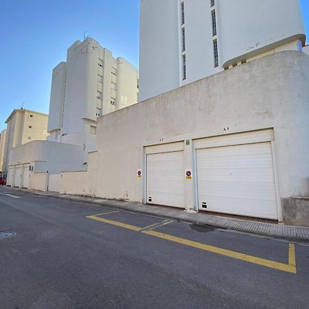Agi Drugstore Apartments Roses Exterior photo