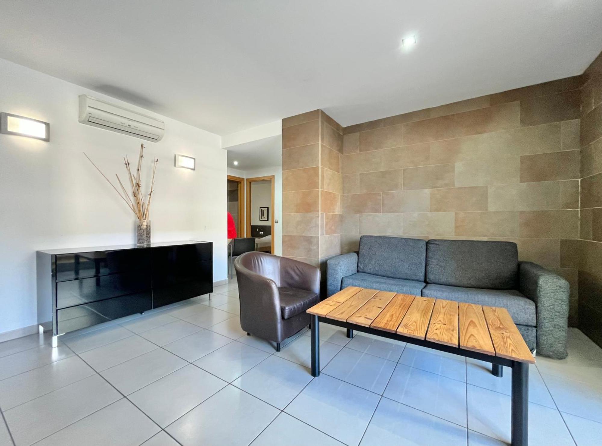 Agi Drugstore Apartments Roses Exterior photo
